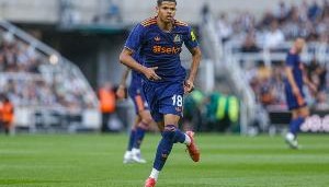 英媒：勒沃库森有意租借奥苏拉，但纽卡希望等锋线引援取得进展